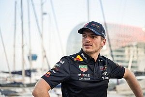 Verstappen et "l'absurde" histoire du jet équipé d'un simulateur