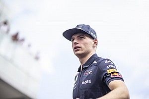 Verstappen: Dia de serviço público na Fórmula E foi “construtivo”