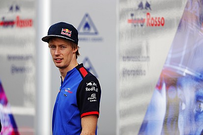 "Hartley'e 2019'da takımda olmayacağı söylendi"