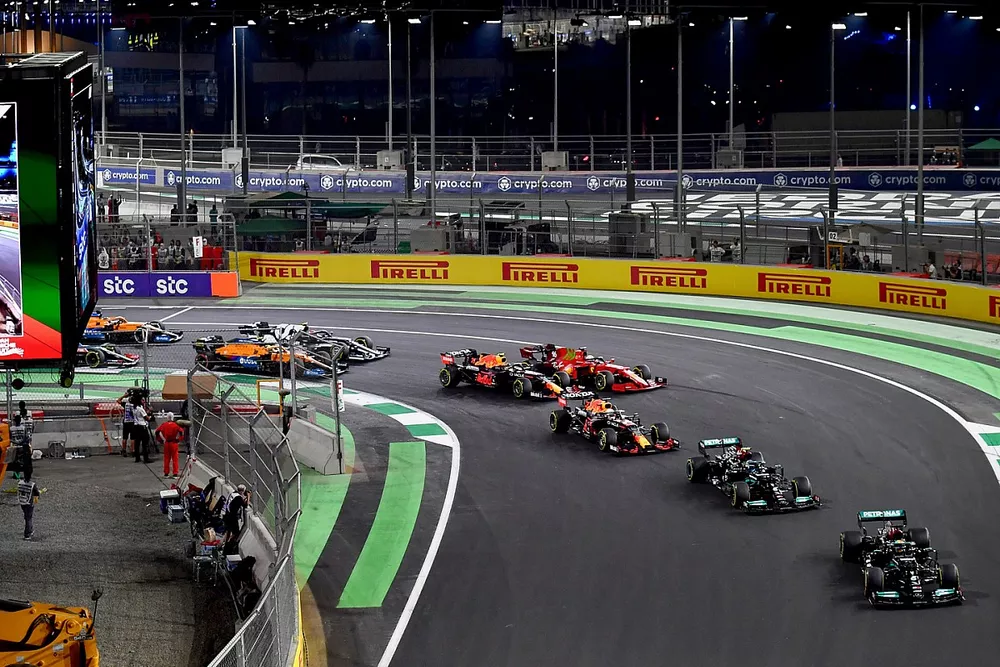 Lewis Hamilton, Mercedes W12, Valtteri Bottas, Mercedes W12, Max Verstappen, Red Bull Racing RB16B, Sergio Perez, Red Bull Racing RB16B, Charles Leclerc, Ferrari SF21