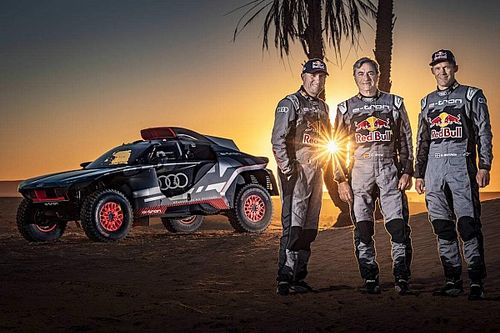Dakar 2022: el Audi el&eacute;ctrico de Carlos Sainz desaf&iacute;a al desierto