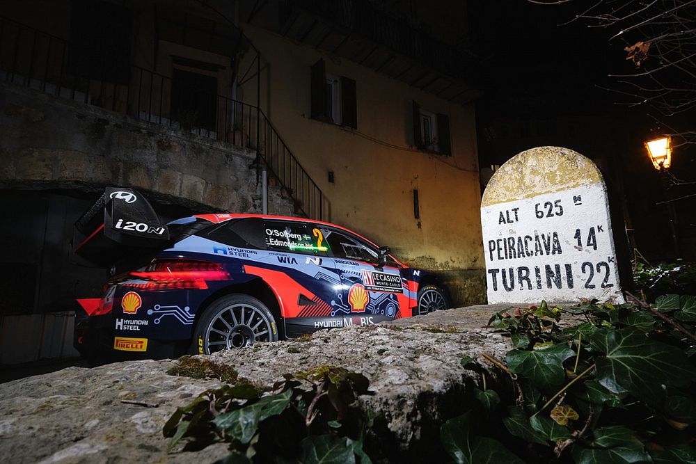 Oliver Solberg, Elliott Edmondson, Hyundai World Rally Team Hyundai i20 N Rally1