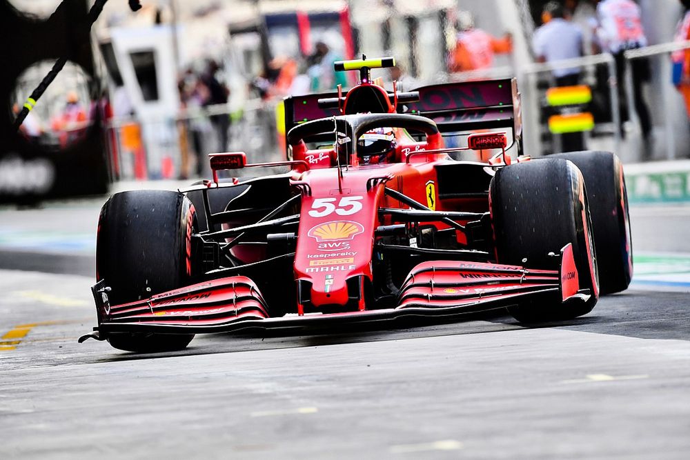 Carlos Sainz Jr, Ferrari SF21