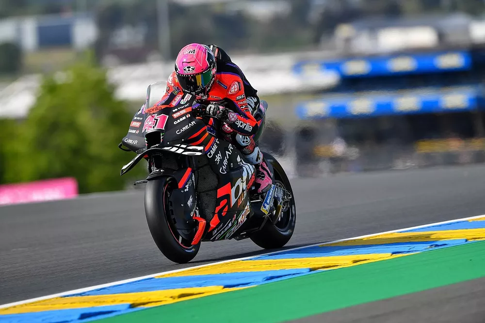 Aleix Espargaro, Aprilia Racing