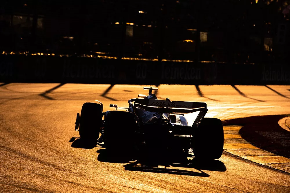 Zhou Guanyu, Alfa Romeo C42