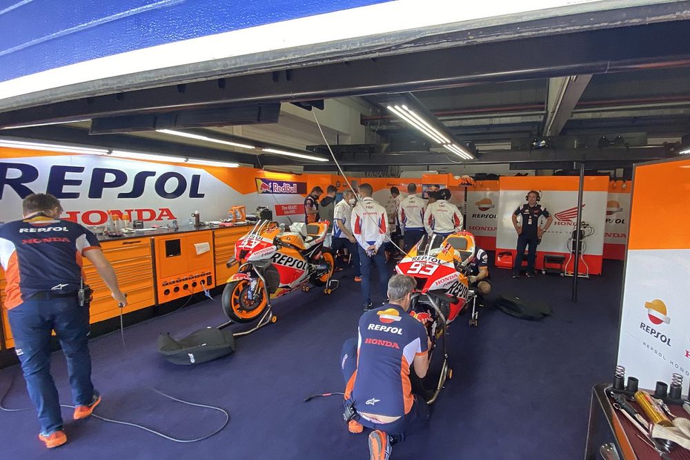 Marc Márquez, Repsol Honda, prueba diferentes motos en el test de Jerez