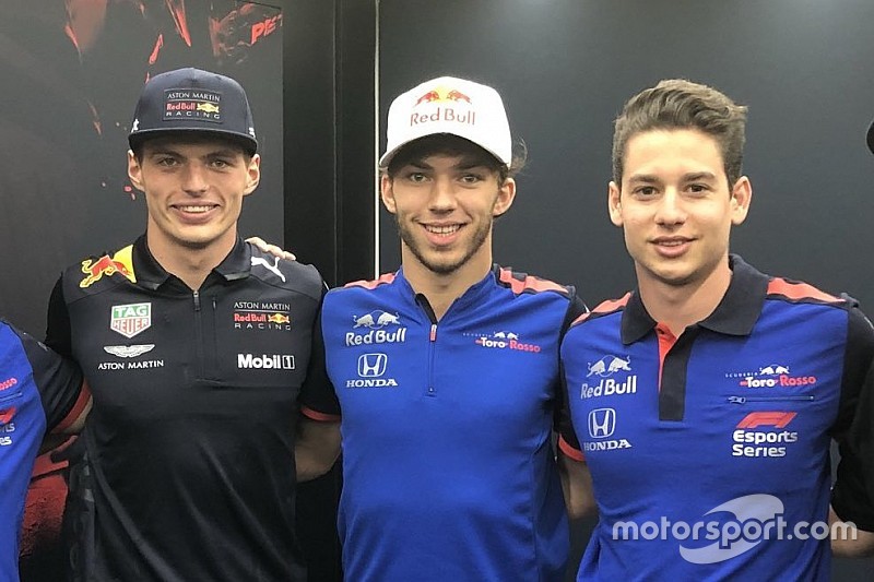 Cem Bölükbaşı, Red Bull'un eSpor takımına katıldı!