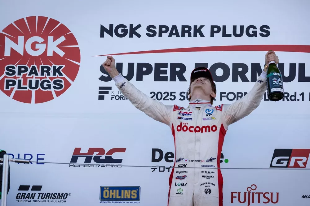 Tadasuke Makino, DOCOMO TEAM DANDELION RACING