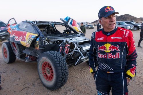 FIA impide que Sainz siga en el Dakar 2025; te explicamos la razón