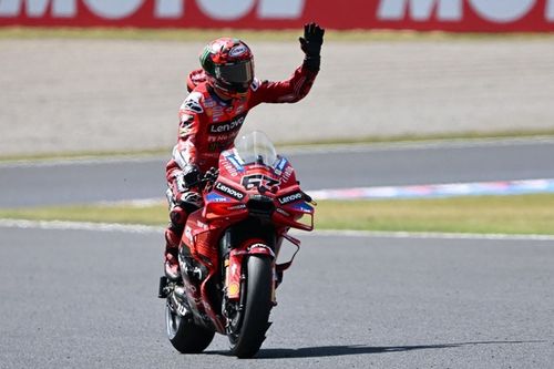 MotoGP: Bagnaia lidera dobradinha da Ducati e vence sprint no Jap&atilde;o 