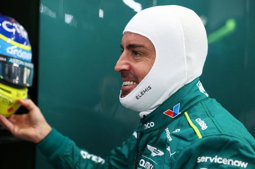 F1: Alonso tem "melhor sexta-feira do ano", mas se mantém realista