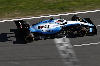 Russell akui mobil Williams paling lambat
