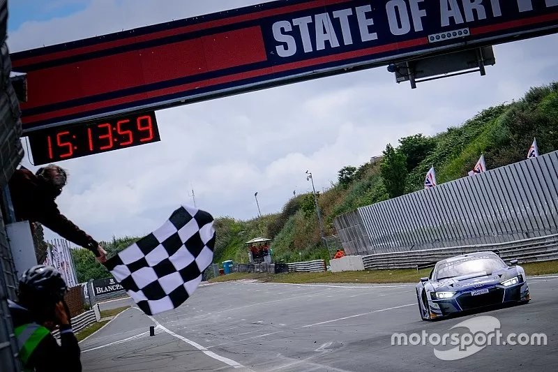 Race winner #25 Sainteloc Racing Audi R8 LMS GT3: Simon Gachet, Christopher Haase