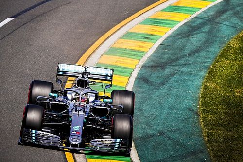 Mercedes asusta en Melbourne y Ferrari, a contrapi&eacute;