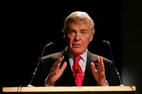 Obituario: la luz y sombra de Max Mosley 