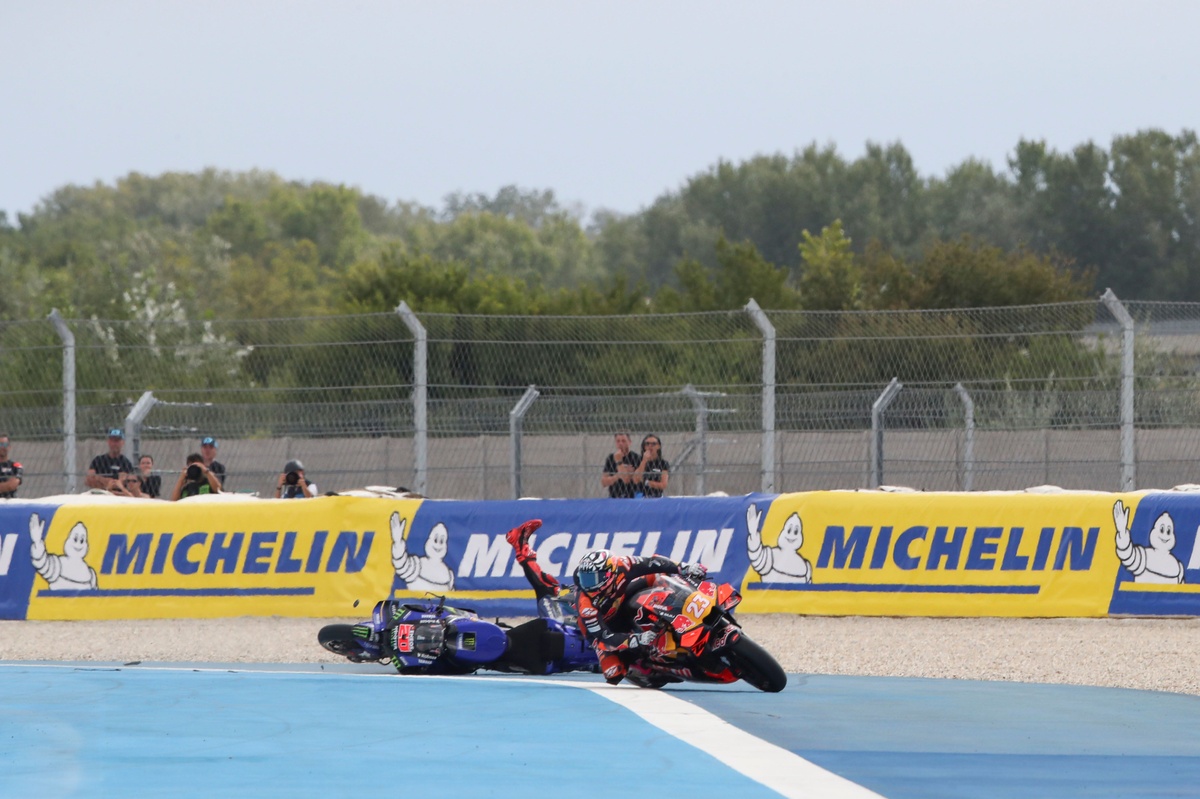 MotoGP | Bastianini: "Abbassatore rotto nel contatto al via, per questo ho centrato Zarco"