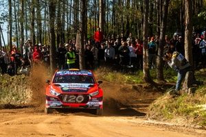 Hyundai mejora su coche de Rally2 ante la inminente decisión sobre el WRC 2027
