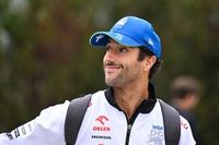 Ricciardo defiende que quedar detr&aacute;s de Tsunoda no es negativo