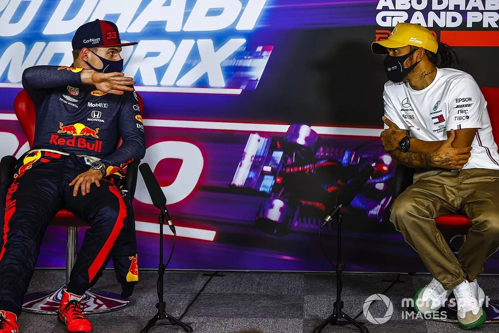 Max Verstappen, Red Bull Racing, 1st position, and Lewis Hamilton, Mercedes-AMG F1, 3rd position, talk in the Press Conference