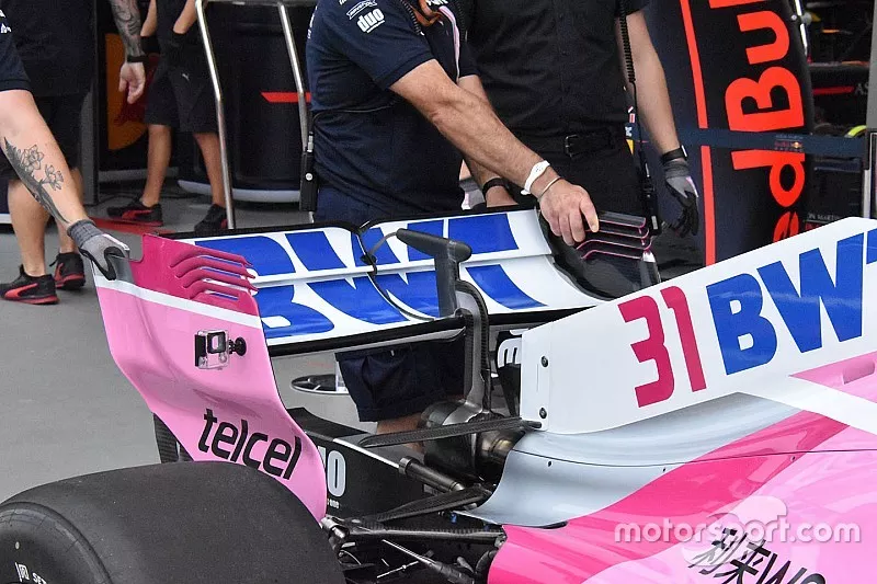 L'aileron arri&egrave;re de la Racing Point Force India
