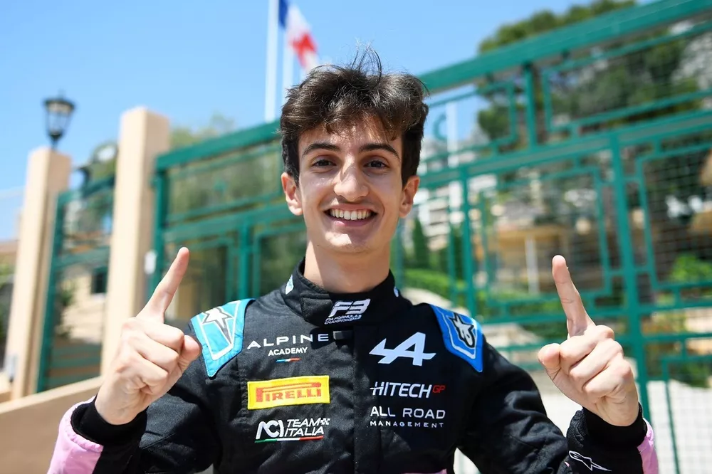 Gabriele Mini, Hitech Grand Prix