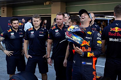 Daniel Ricciardo, egy fantasztikus karakter: búcsú a Red Bulltól (videó)