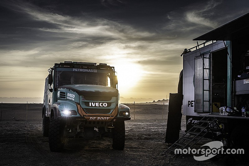 Team De Rooy Iveco: Вантажівка іноді «тонула» у піску