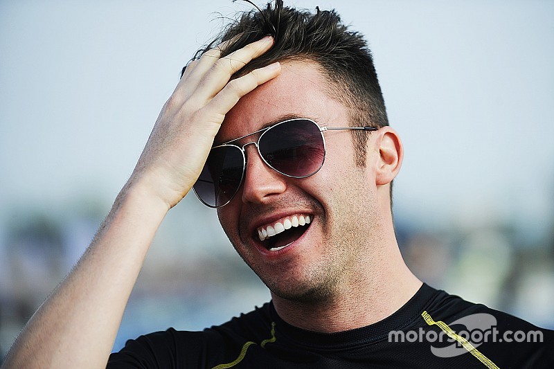 Davison to sub for injured Bourdais at Indy