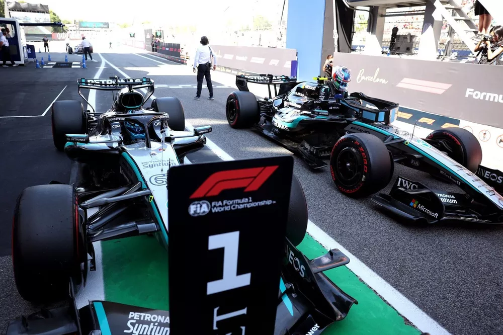 George Russell Reclaims Momentum with Instinct-Driven Pole in Barcelona