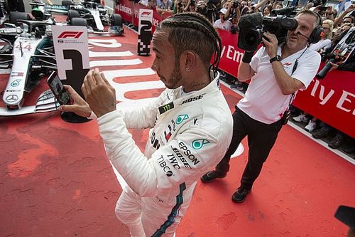 Los 20 pilotos más seguidos en redes