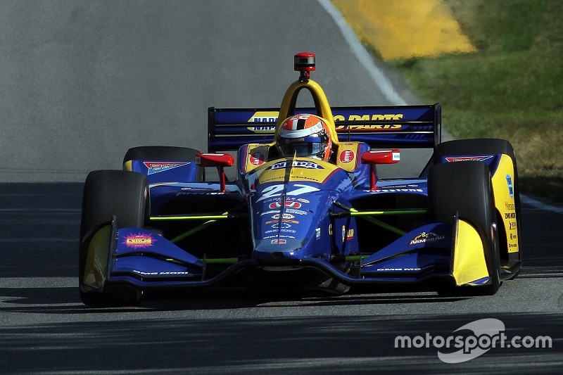 Rossi arrisca na estratégia e vence em Mid-Ohio