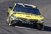 Elliott lidera la apertura en Phoenix y Suárez en 21°