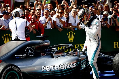 Vettel bantah tuduhan "konyol" dari Hamilton