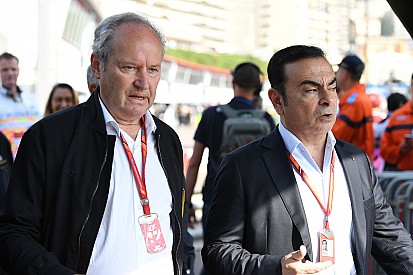 Ghosn: Renault'nun yüksek maaşlı büyük bir pilota ihtiyacı yok