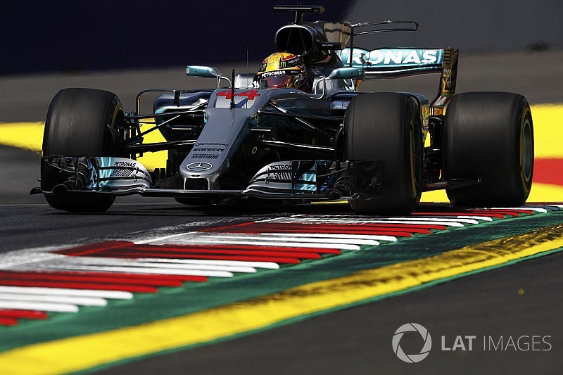 Red Bull Ring, Libere 2: Vettel si infila fra le due Mercedes!