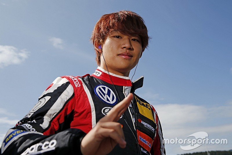 Marino Sato rinnova con la Motopark per il 2019