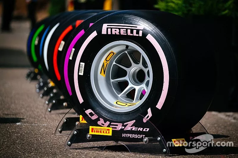Des pneus Pirelli