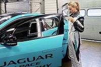 Carmen Jord&aacute; prueba el Jaguar I-Pace eTrophy