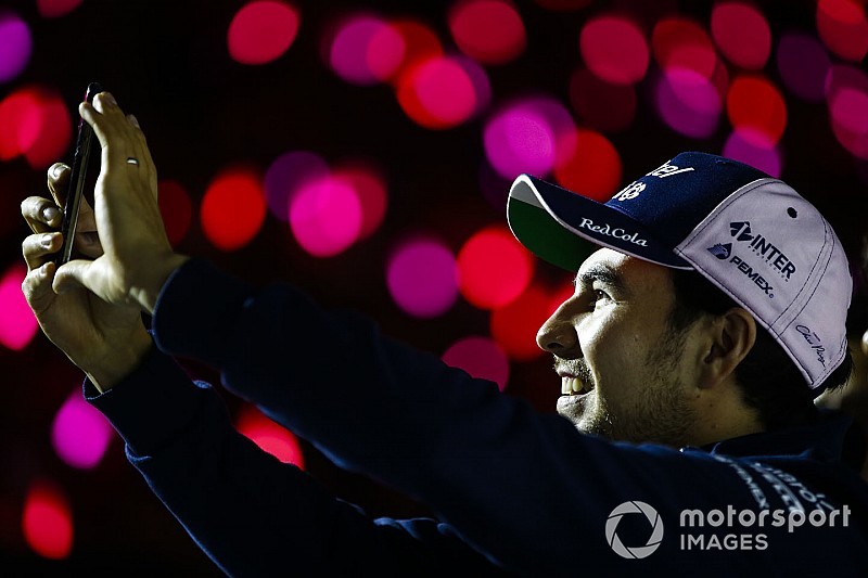 Перес подовжив контракт із Force India