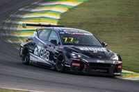 Raphael Reis vence em Mercedes e assume a vice-liderança do TCR South America