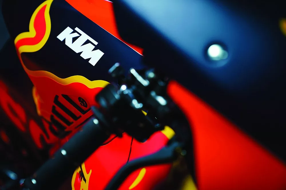 Red Bull KTM Factory Racing RC16