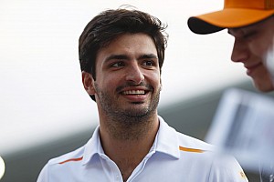 Sainz: Geen haast met bespreken van contractverlenging