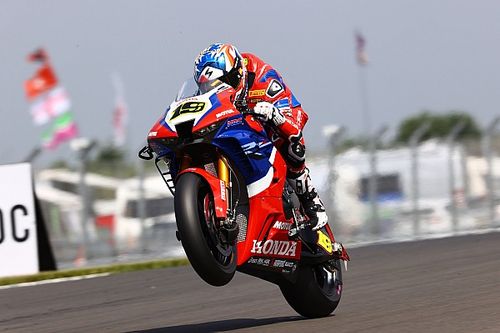 Bos Honda Ungkap Alasan Timnya Kesulitan di WSBK