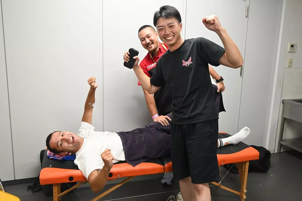Yusuke Shiotsu, Iori Kimura, #5 マッハ車検 エアバスター MC86 マッハ号