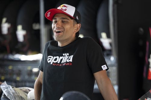 MotoGP: CEO da Aprilia segue "otimista" com permanência de Martín depois de visita em evento