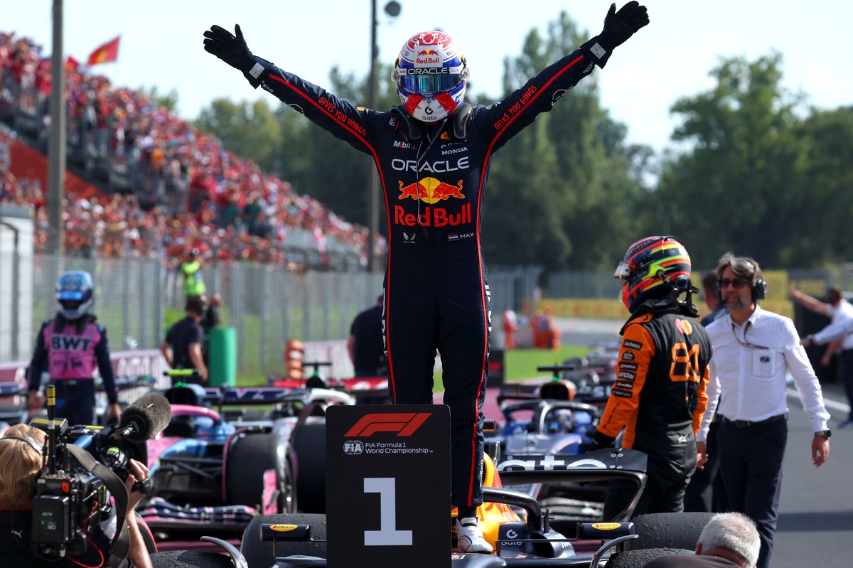 Ford, Verstappen'in katkılarından çok memnun