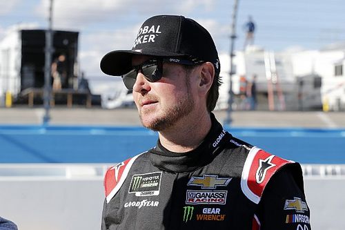 Kurt Busch sigue mostrando el camino para Chevrolet
