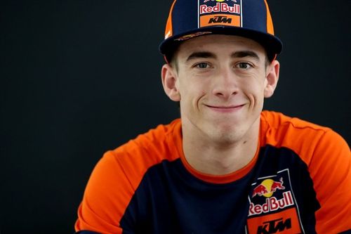MotoGP - Acosta recha&ccedil;a rumores de sa&iacute;da da KTM: "Tenho contrato para 2025 e 2026, n&atilde;o preciso pensar em nada"