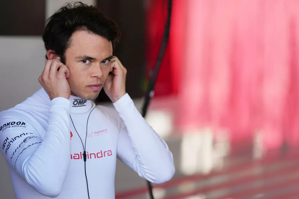 Nyck de Vries, Mahindra Racing