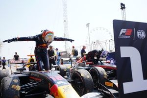 F3 Bahrein- Victoria sprint de Tsolov, protegido de Alonso; maravilló Slater